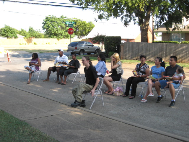 617x456 pixels (140K)